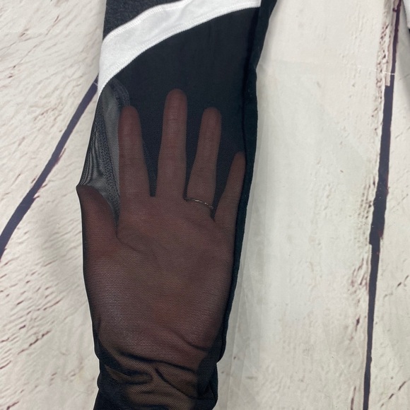 VS Dark‎ Grey Mesh Leggings - Picture 11 of 14